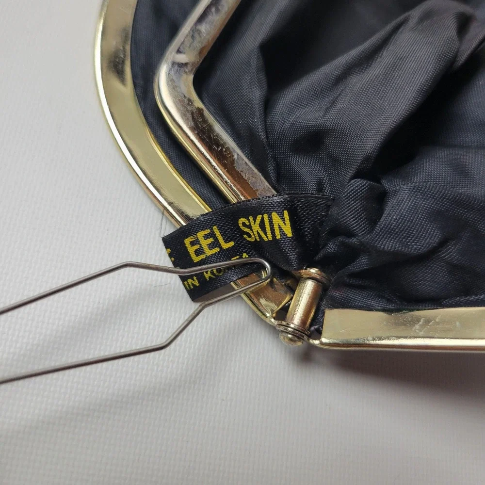 Set of 2 Lee Sands Vintage Eel Skin Coin Purse Black Brown Kiss Lock Korea